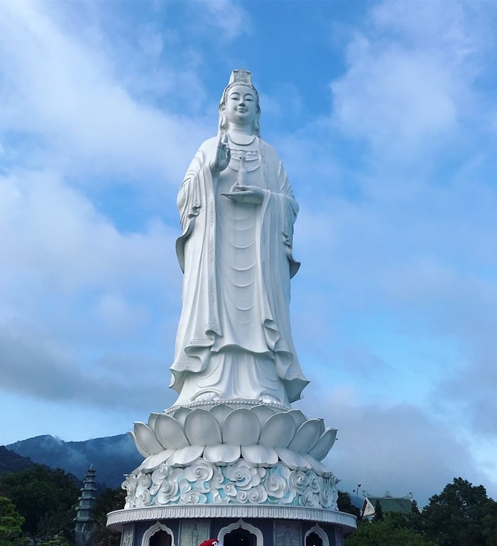 Chùa Linh Ứng Đà Nẵng - Hành Trình Tâm Linh Tìm Về Yên Bình-753-1