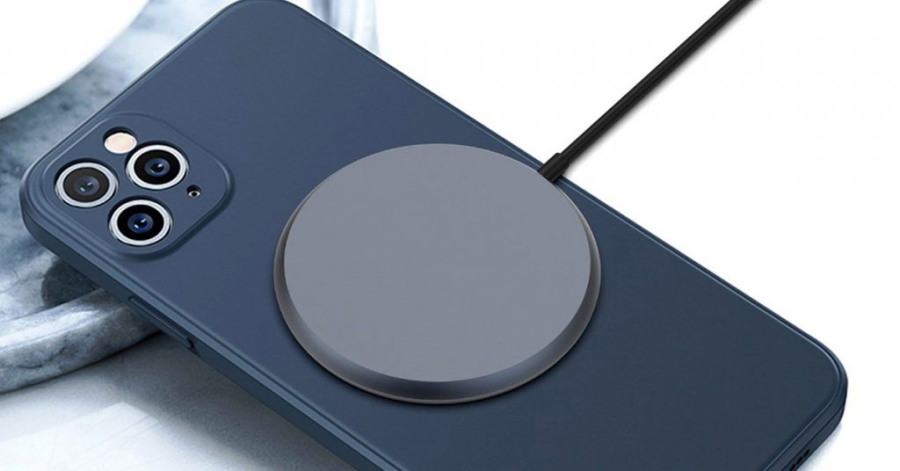 Apple có thể phải khai tử cổng Lightning trên iPhone 13-82-1