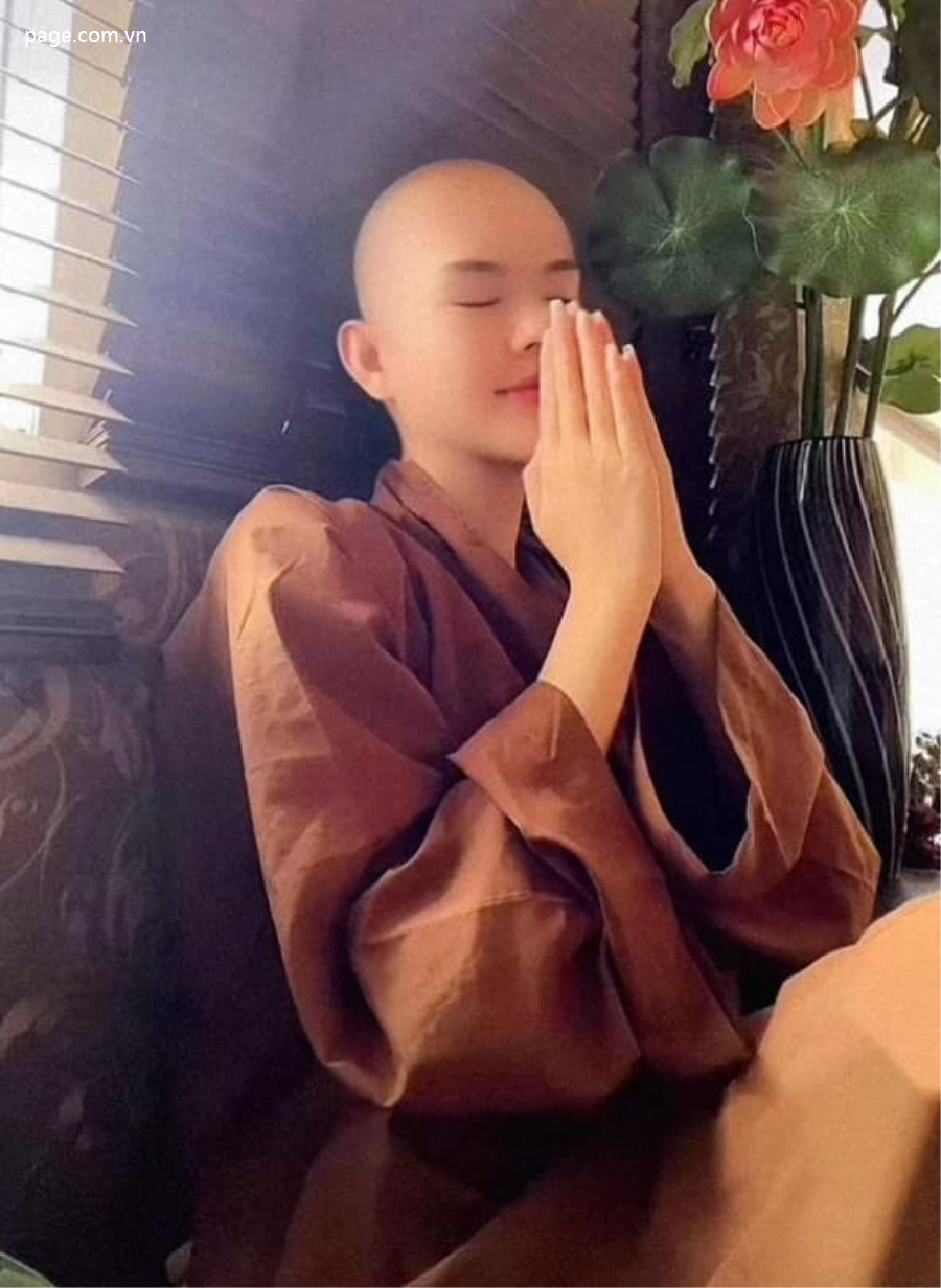 Dù quy y, Lê Ngọc Trinh vẫn được ngã giá đi chơi cùng đại gia với mức tiền choáng ngợp-182-1