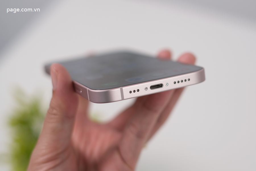 Ảnh thực tế iPhone 13 màu hồng-190-1