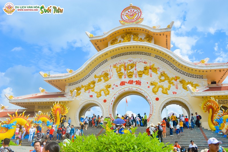Top 10 Địa Điểm Du Lịch Nổi Tiếng Tại Thành Phố Hồ Chí Minh Bạn Không Thể Bỏ Lỡ-891-1
