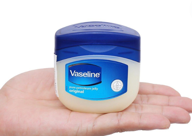 Những công dụng không ngờ của Vaseline-398-1