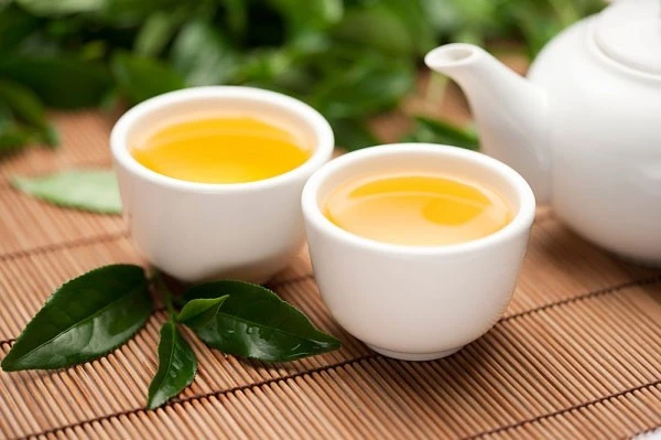 Điều Gì Xảy Ra với Gan Khi Uống Trà Mỗi Ngày?