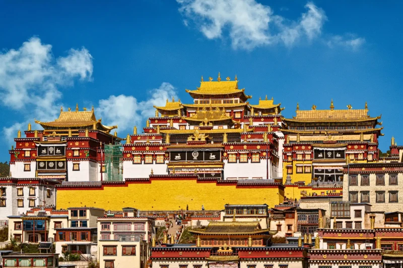 Tour Trung Quốc Lệ Giang – Shangrila Vẻ Đẹp Cổ Trấn và Thiên Đường Tây Tạng (noshopping))