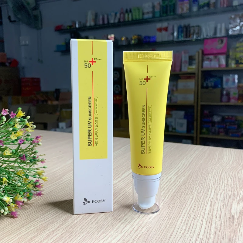 Kem Chống Nắng Chứa Chất Chống Hấp Thụ Tia Uv