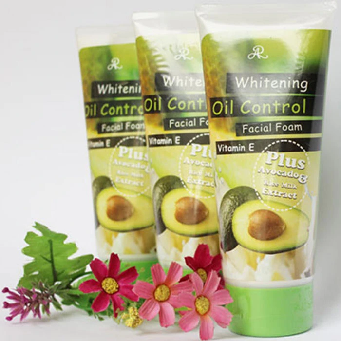 Sữa Rửa Mặt Whitening Oil Control Trái Bơ Thái Lan