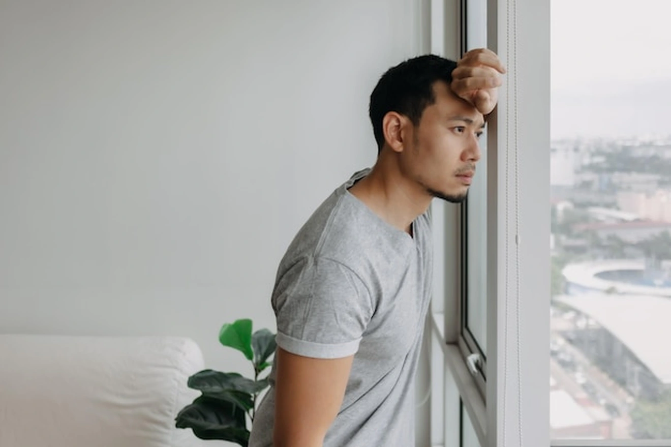 Bắt Gặp Vợ Ngồi Cùng Khách Lạ, Tôi Bàng Hoàng Khi Thấy Gương Mặt Anh Ta