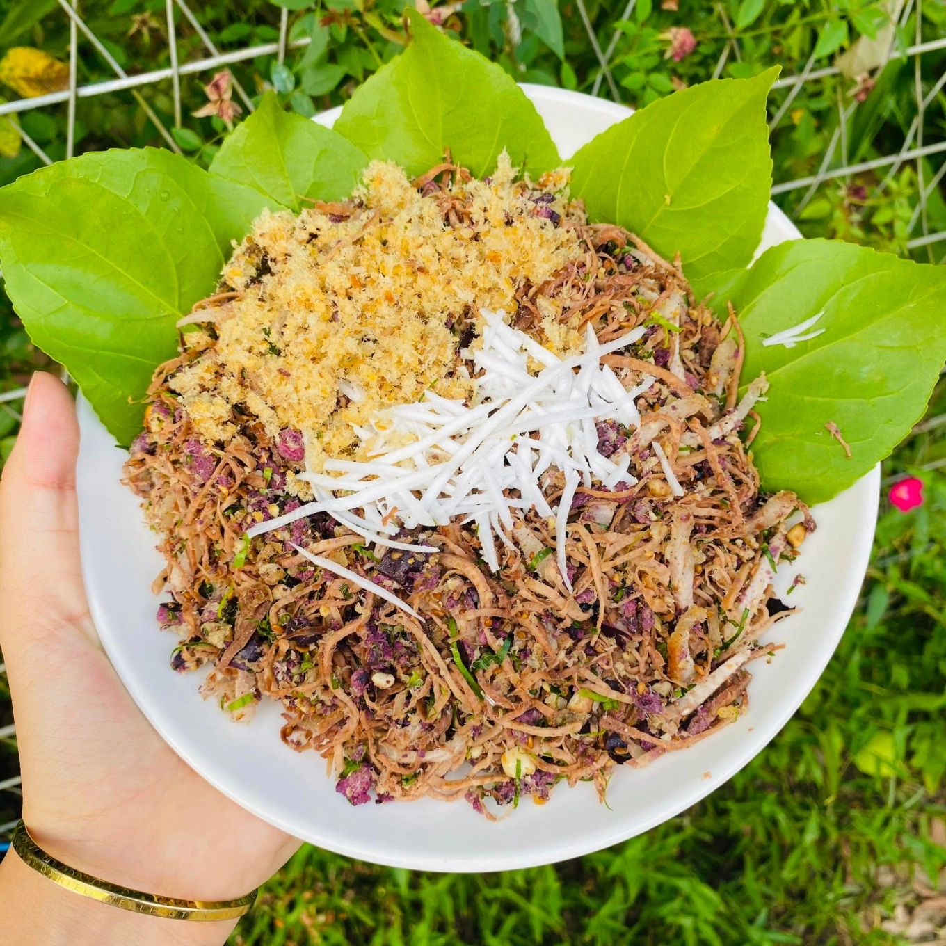 Nham Trám - Đặc Sản Trứ Danh của Thái Nguyên