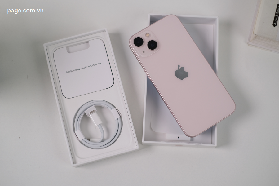 Ảnh thực tế iPhone 13 màu hồng-190-1