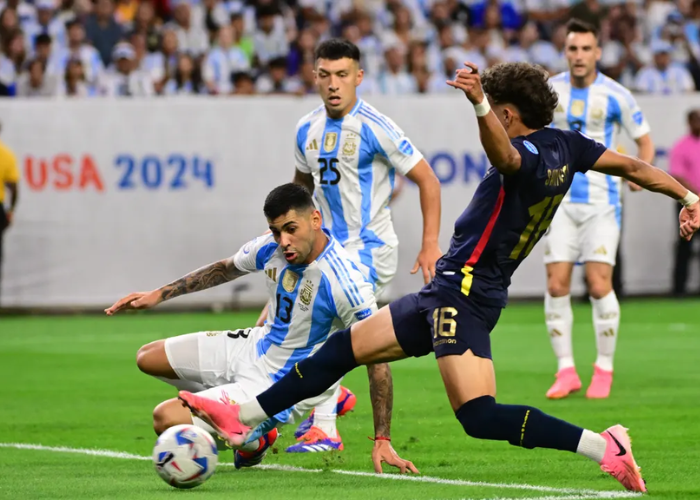 Messi cùng Argentina vào bán kết Copa America-411-1